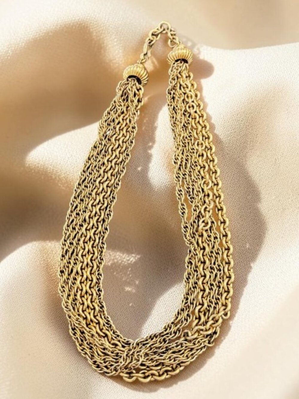 Five Strand Gold-Tone Necklace - Vintage - Excellent Condition - Picture 2 of 4